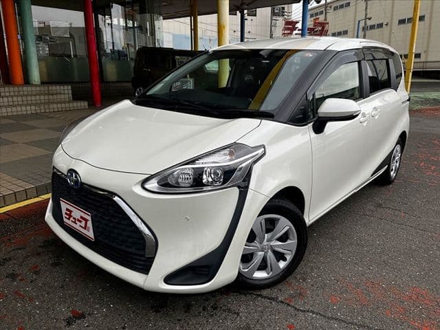 TOYOTA SIENTA HYBRID