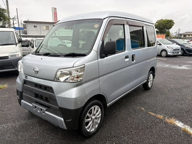 DAIHATSU HIJET CARGO 4WD