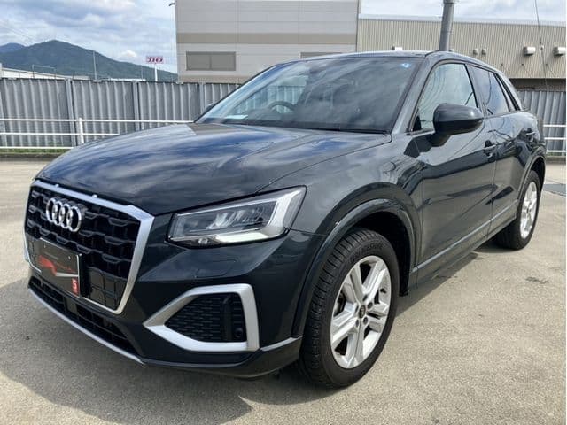 AUDI AUDI Q2
