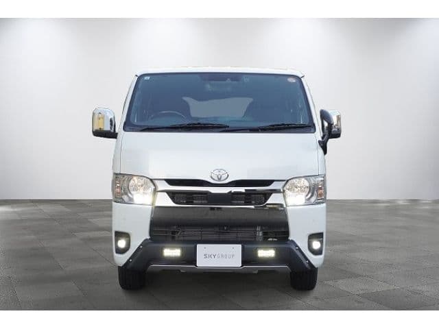 Car thumbnail 2