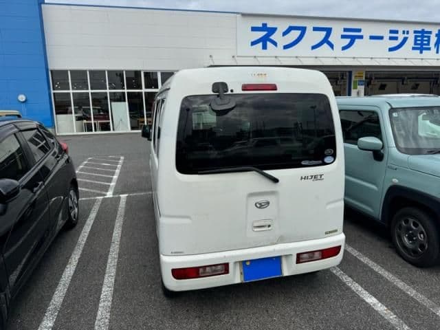 Car thumbnail 4