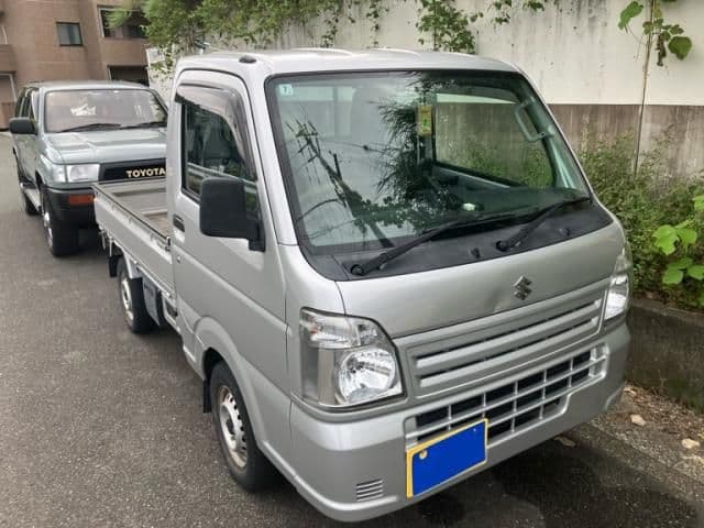 SUZUKI CARRY truck 4WD