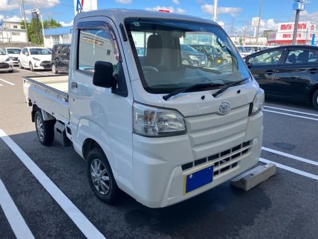 DAIHATSU HIJET truck 4WD