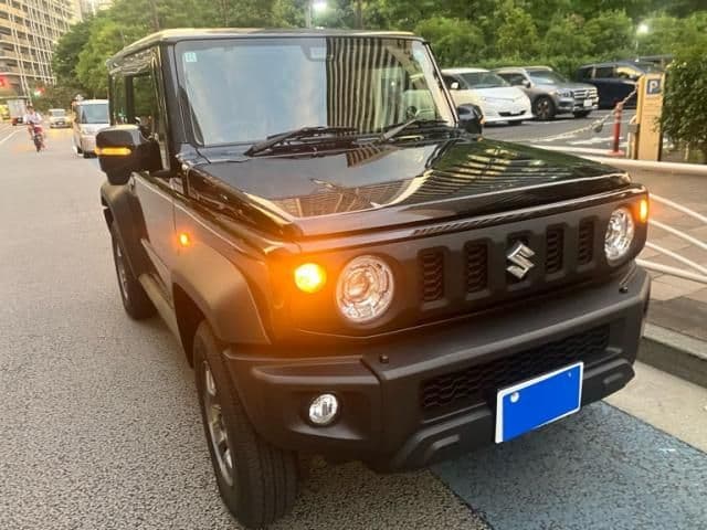 Car thumbnail 3
