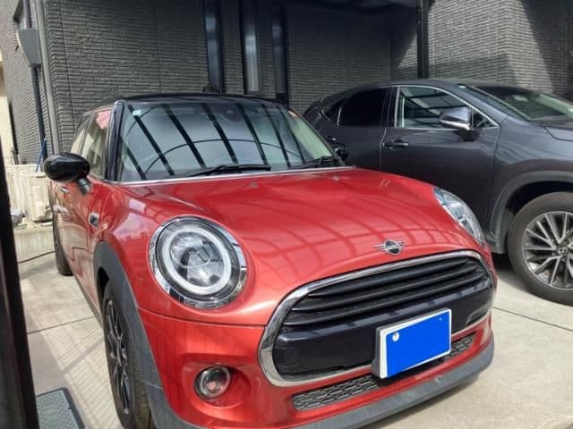 Car thumbnail 2