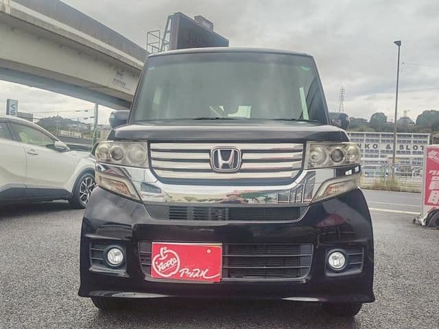 HONDA N BOX CUSTOM