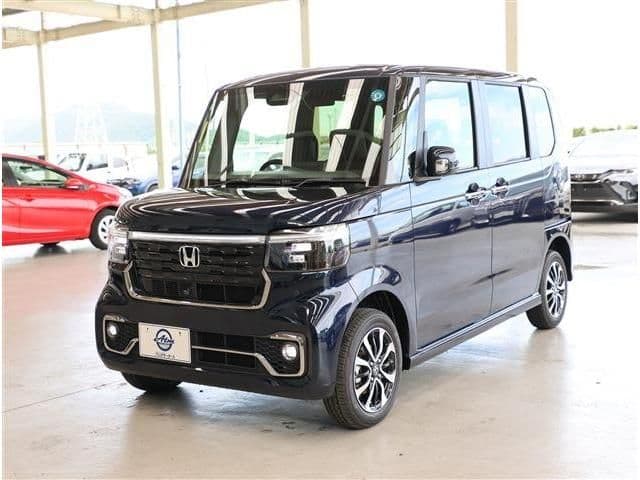 HONDA N BOX CUSTOM 4WD