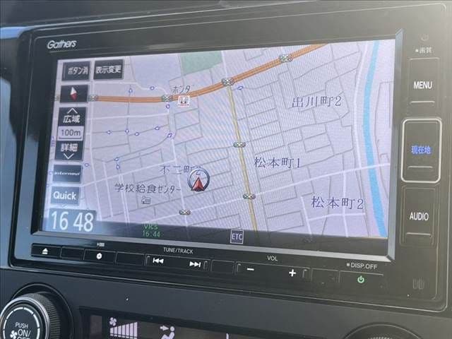 Car thumbnail 4