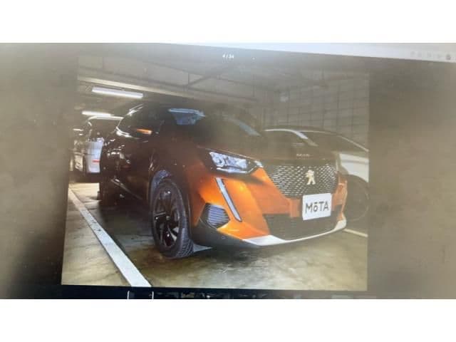 Car thumbnail 4