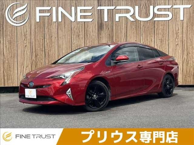 TOYOTA PRIUS 4WD