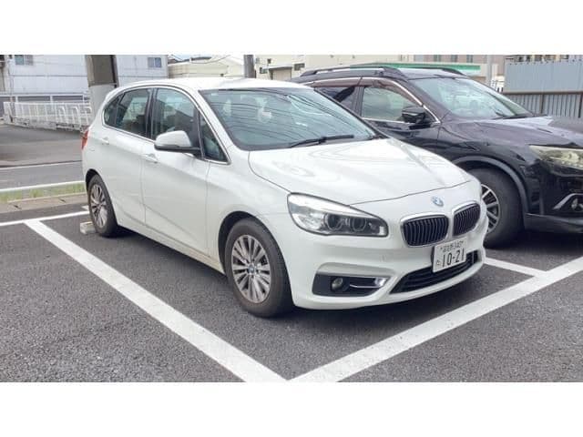 Car thumbnail 2