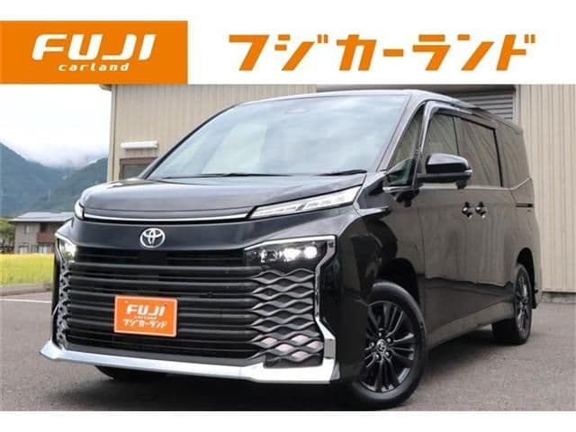 TOYOTA VOXY 4WD