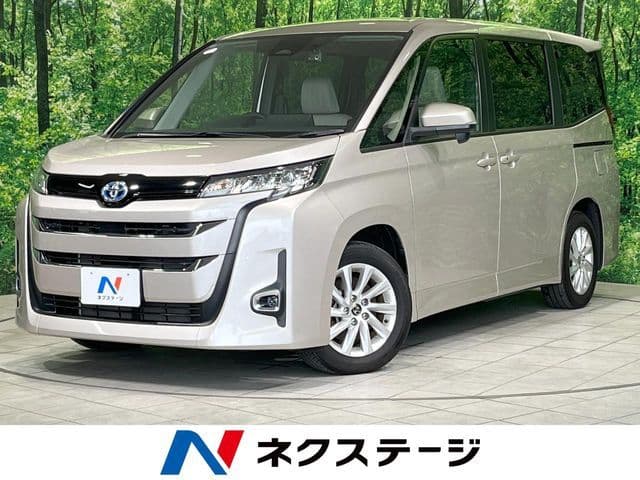 TOYOTA NOAH HYBRID
