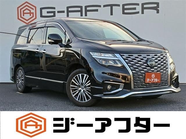 NISSAN ELGRAND