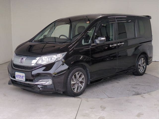 HONDA STEPWAGON SPADA