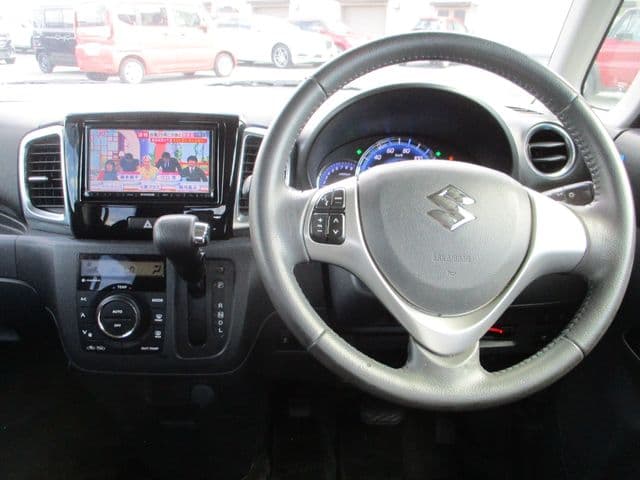 Car thumbnail 4