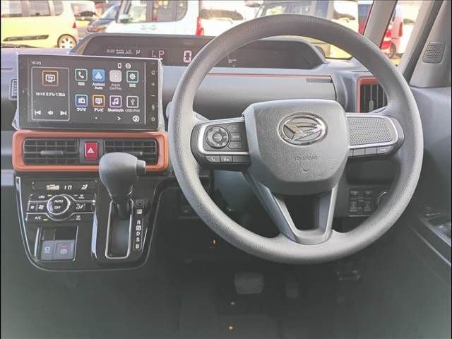 Car thumbnail 4