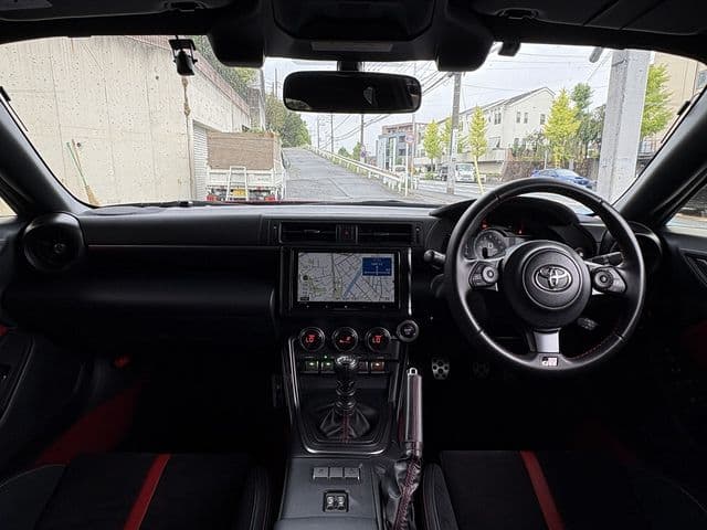 Car thumbnail 2