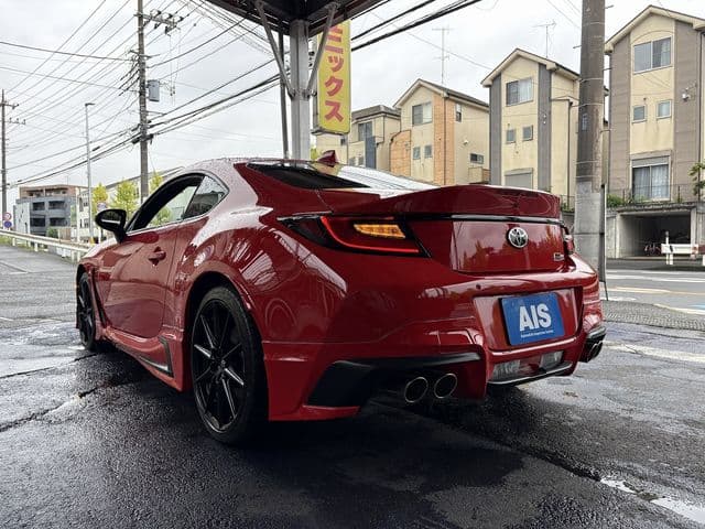 Car thumbnail 3