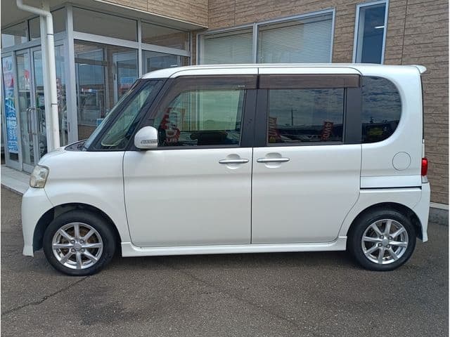 Car thumbnail 4