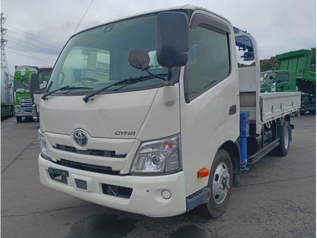 TOYOTA DYNA