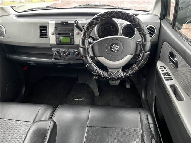 Car thumbnail 3