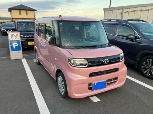 Car thumbnail 3