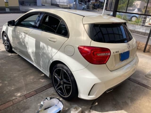 Car thumbnail 3