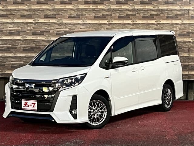 TOYOTA NOAH HYBRID