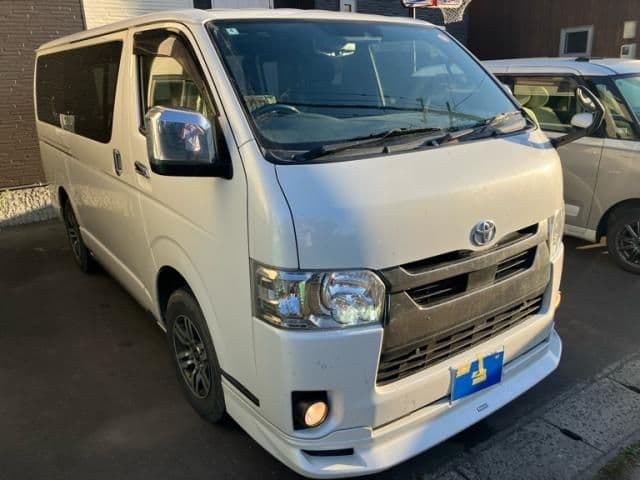 TOYOTA HIACE van 4WD