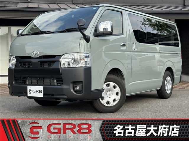TOYOTA HIACE van 2WD