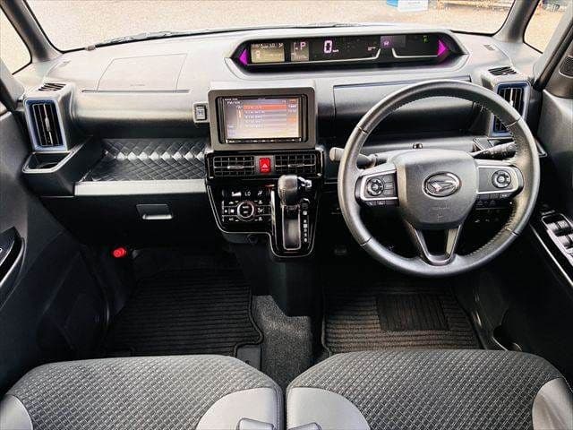 Car thumbnail 3