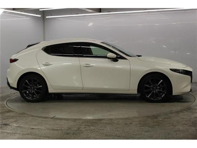 Car thumbnail 4