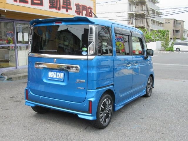 Car thumbnail 3