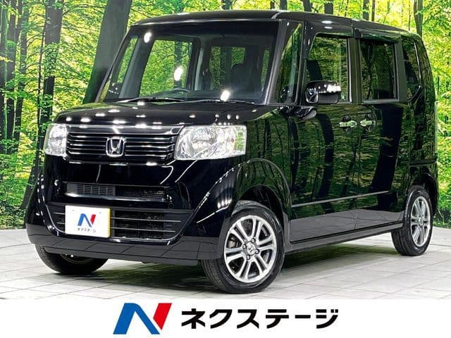 HONDA N BOX CUSTOM 4WD