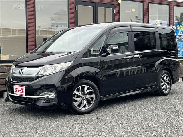 HONDA STEPWAGON SPADA