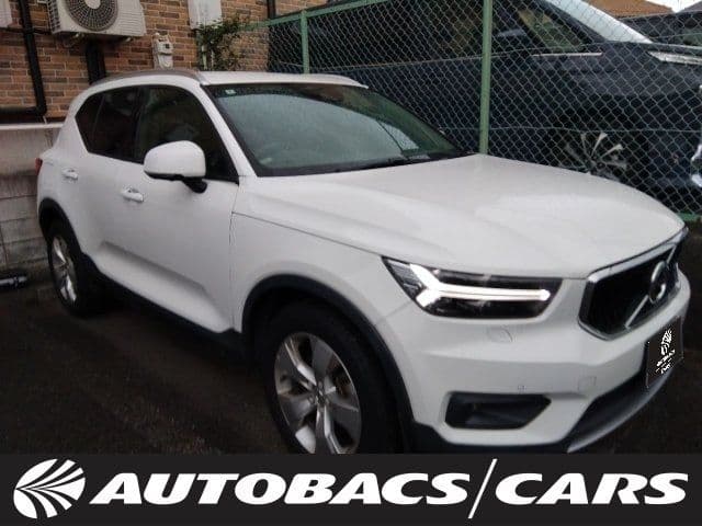 VOLVO VOLVO XC40
