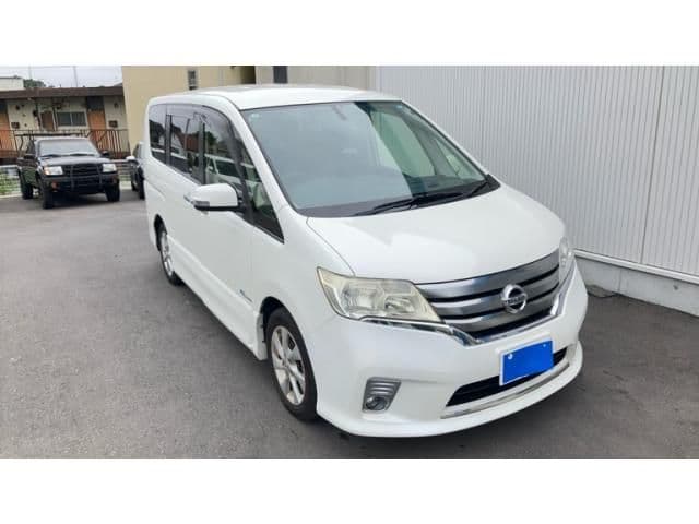 NISSAN SERENA  S-HYBRID