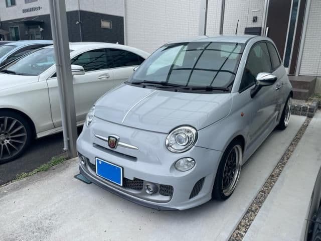 Car thumbnail 3