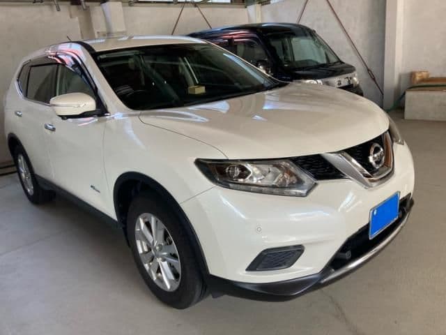 NISSAN X-TRAIL HYBRID 4WD