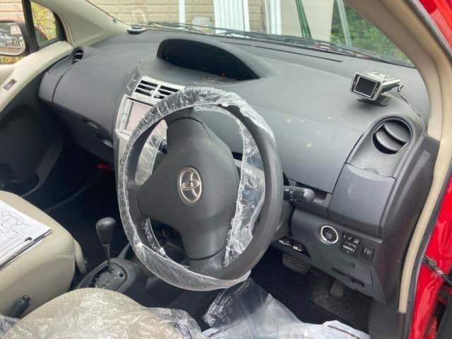 Car thumbnail 4