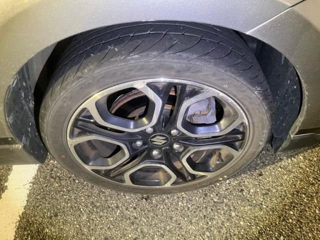 Car thumbnail 3