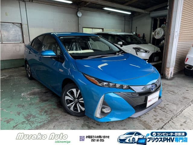 TOYOTA PRIUS PHV