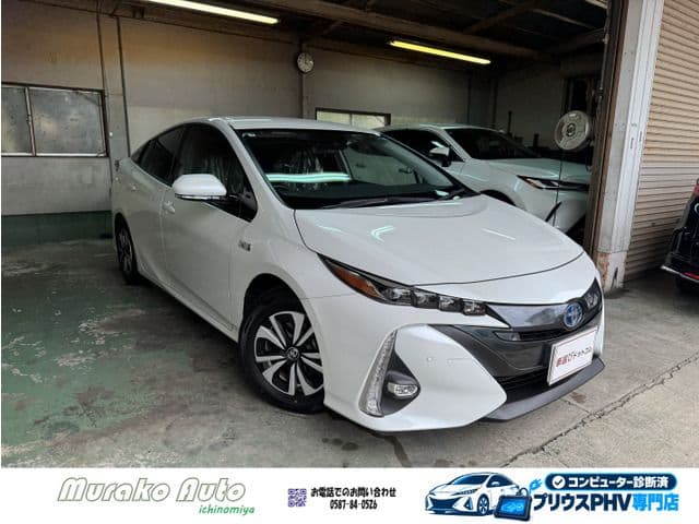 TOYOTA PRIUS PHV