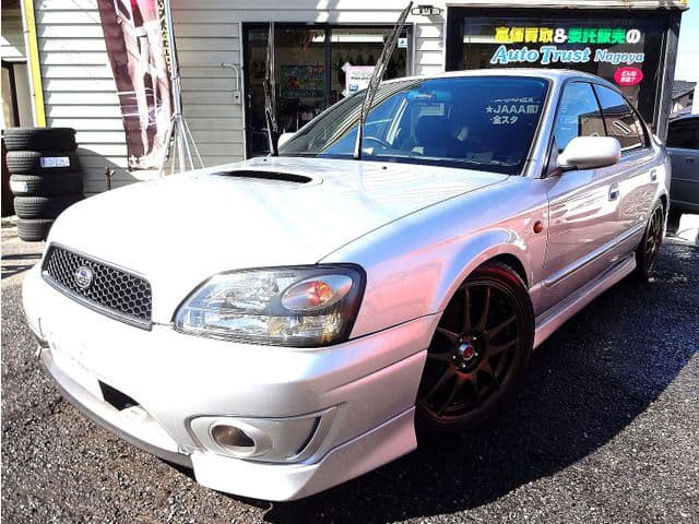 SUBARU LEGACY B4