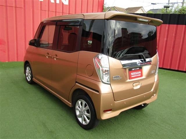 Car thumbnail 2