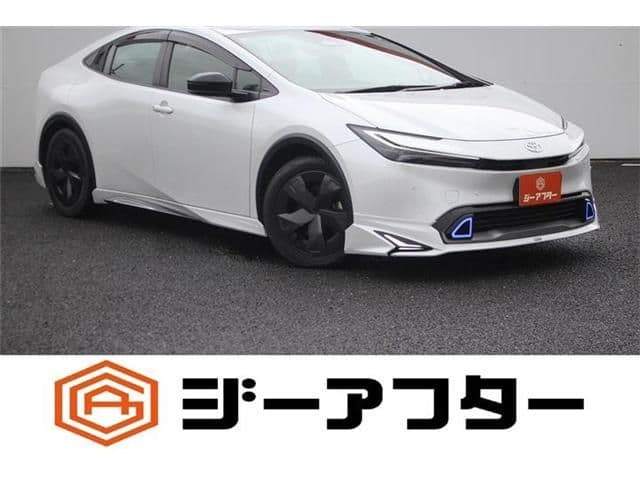 TOYOTA PRIUS 4WD