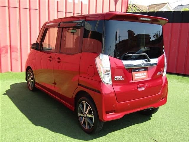 Car thumbnail 2