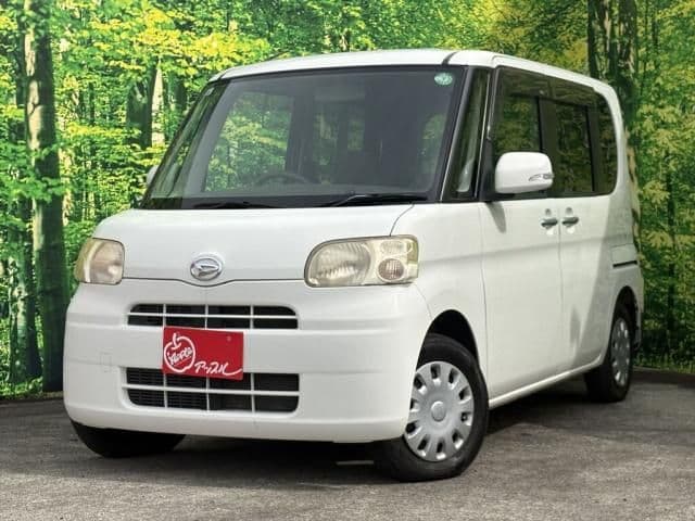 DAIHATSU TANTO 4WD