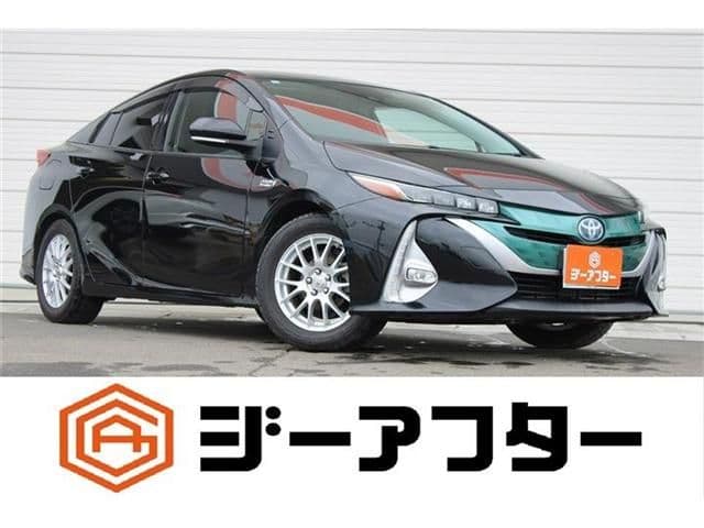 TOYOTA PRIUS PHV